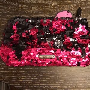 ❤️ VALENTINES DAY ❤️ Victoria’s Secret make up bag
